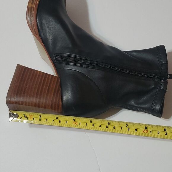 ASOS DESIGN Wide Fit Ratio Square Toe Sock Boots in Black Size 8 - Picture 11 of 14